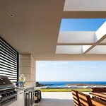 Mika Villa *