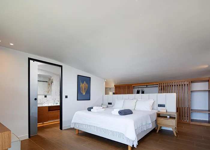 Mika וילה חאניה